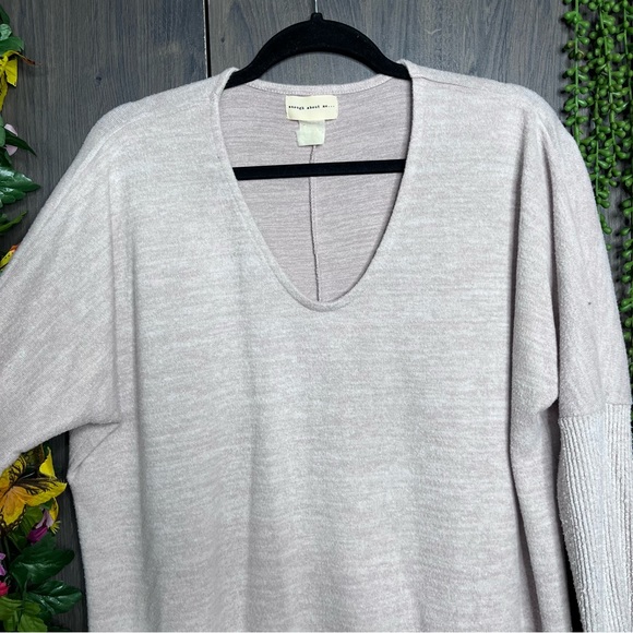 '🌼3/$30🌼Enough About Me.. Beige 3/4 Sleeve V Neck Pullover Sweater Size Large - Picture 4 of 16